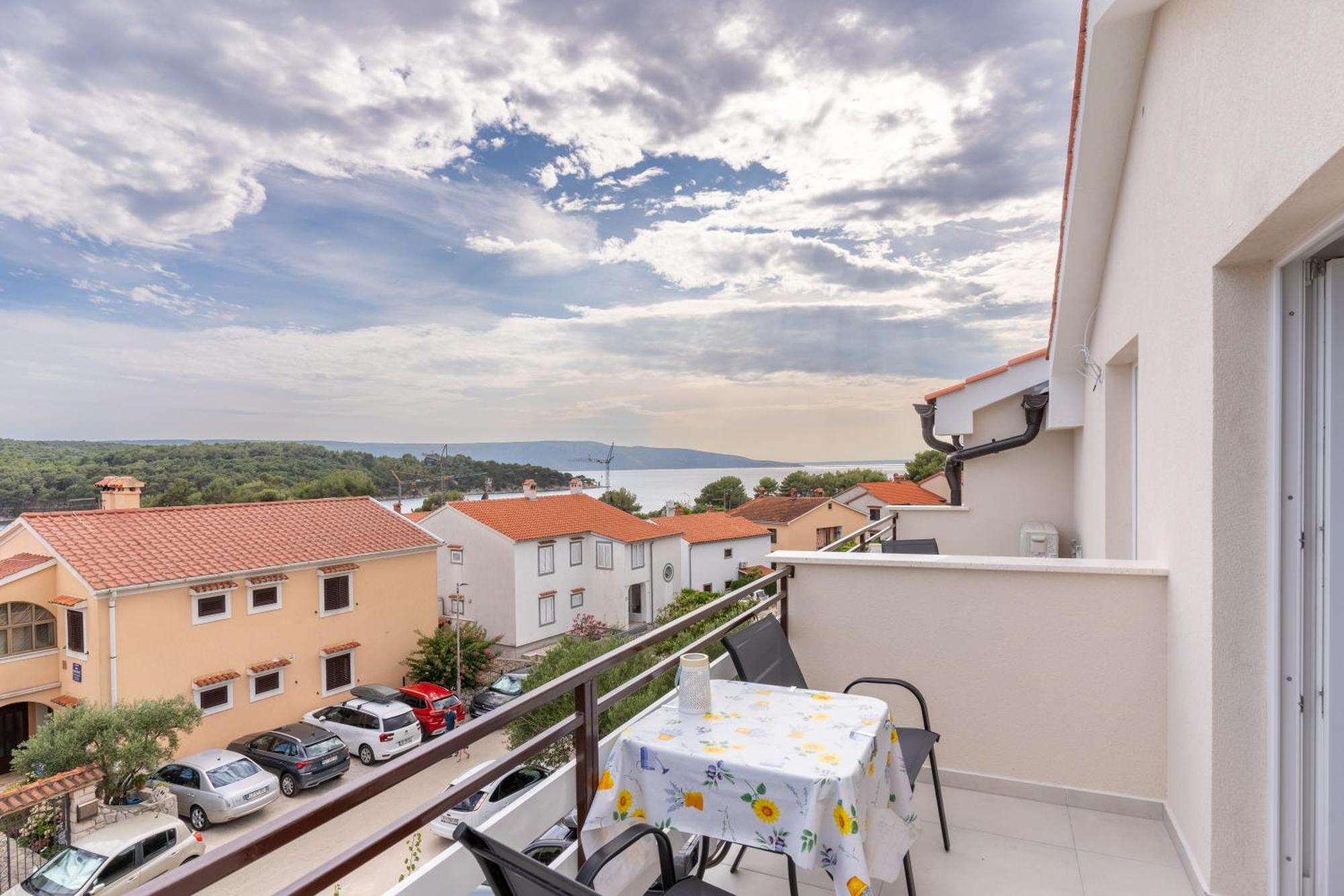 & Klemenc Apartment