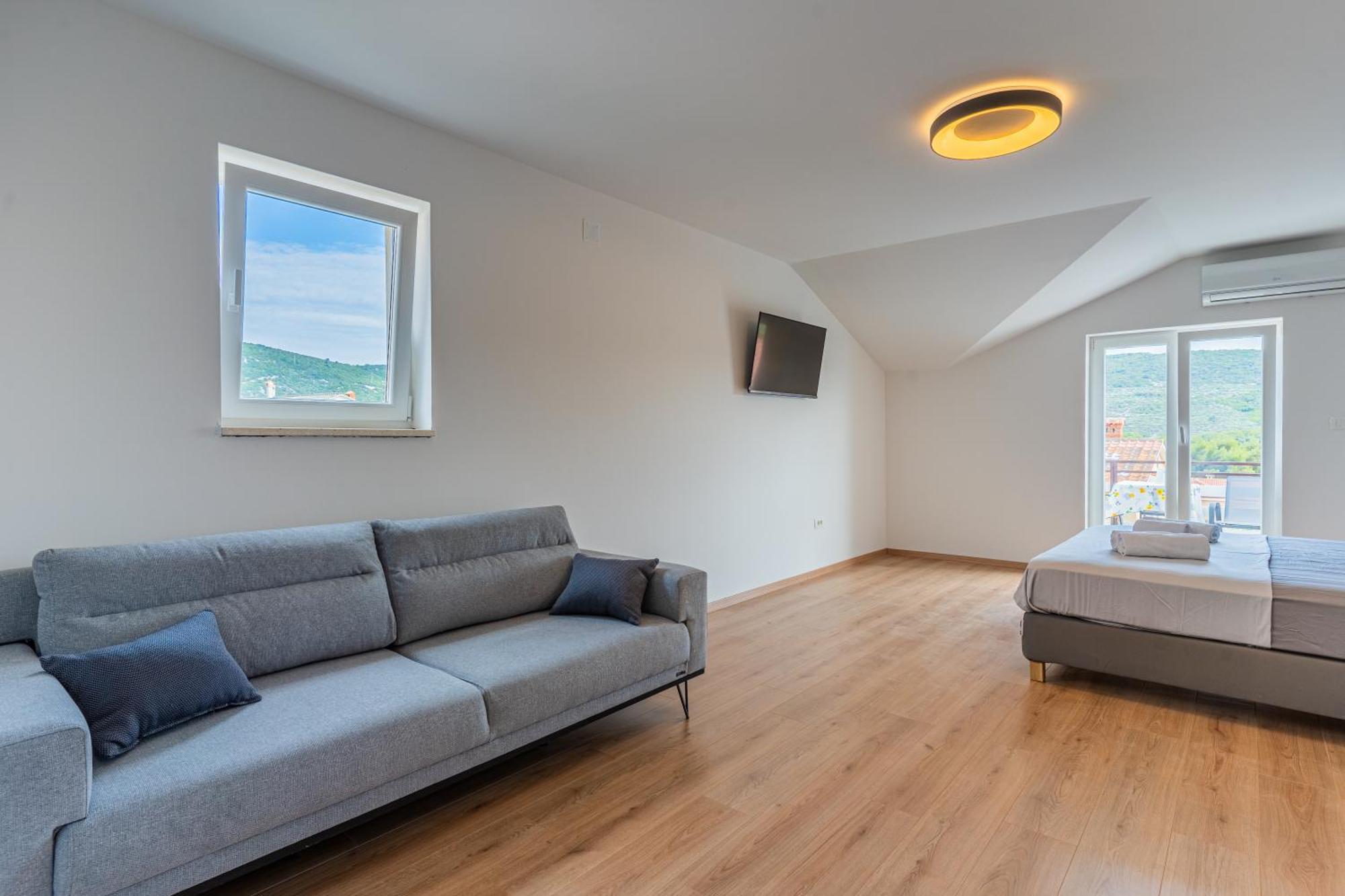 & Klemenc Apartment